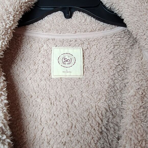 SO Faux Fur Zip Up Vest - Picture 5 of 9